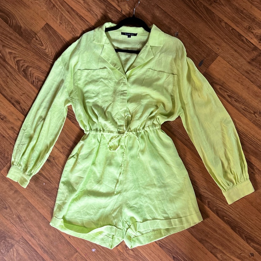 Strut & Bolt Lime Green Linen-Blend Romper - Picture 2 of 6